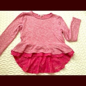 🏵 NWOT Girls top/sweater with lace - 7/8